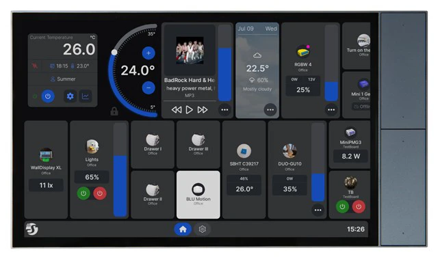 Extra stor väggskärm